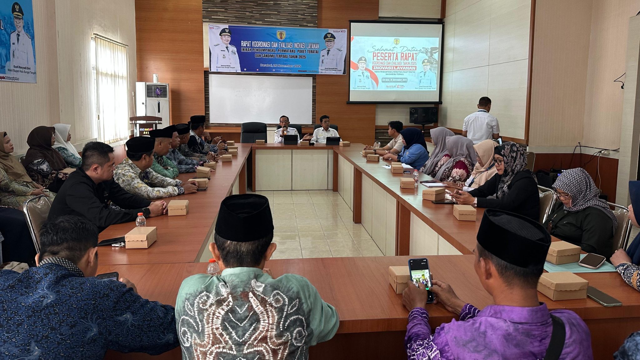PENGADILAN AGAMA BARABAI TURUT HADIRI MONITORING DAN EVALUASI INOVASI BERSAMA DINAS KEPENDUDUKAN DAN PENCATATAN SIPIL KABUPATEN HULU SUNGAI TENGAH